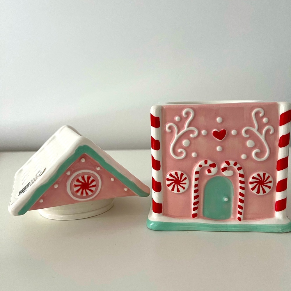 Gingerbread House Jar - Picture 4 of 4